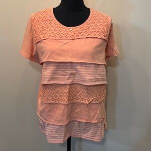 Alfred Dunner‎ Women’s Peach Coral Blouse Size M with lace and fabric detail